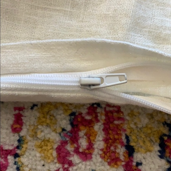 IKEA vigdis pillow cover - Picture 4 of 4